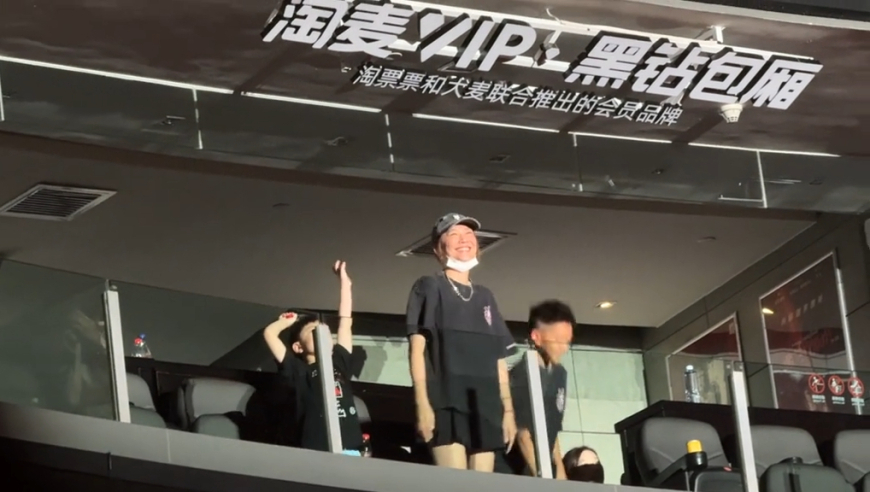 顺风车追尾货车致3死 细节披露,九龙心水高手资料论坛,最新热门解答落实_网红版V5.43